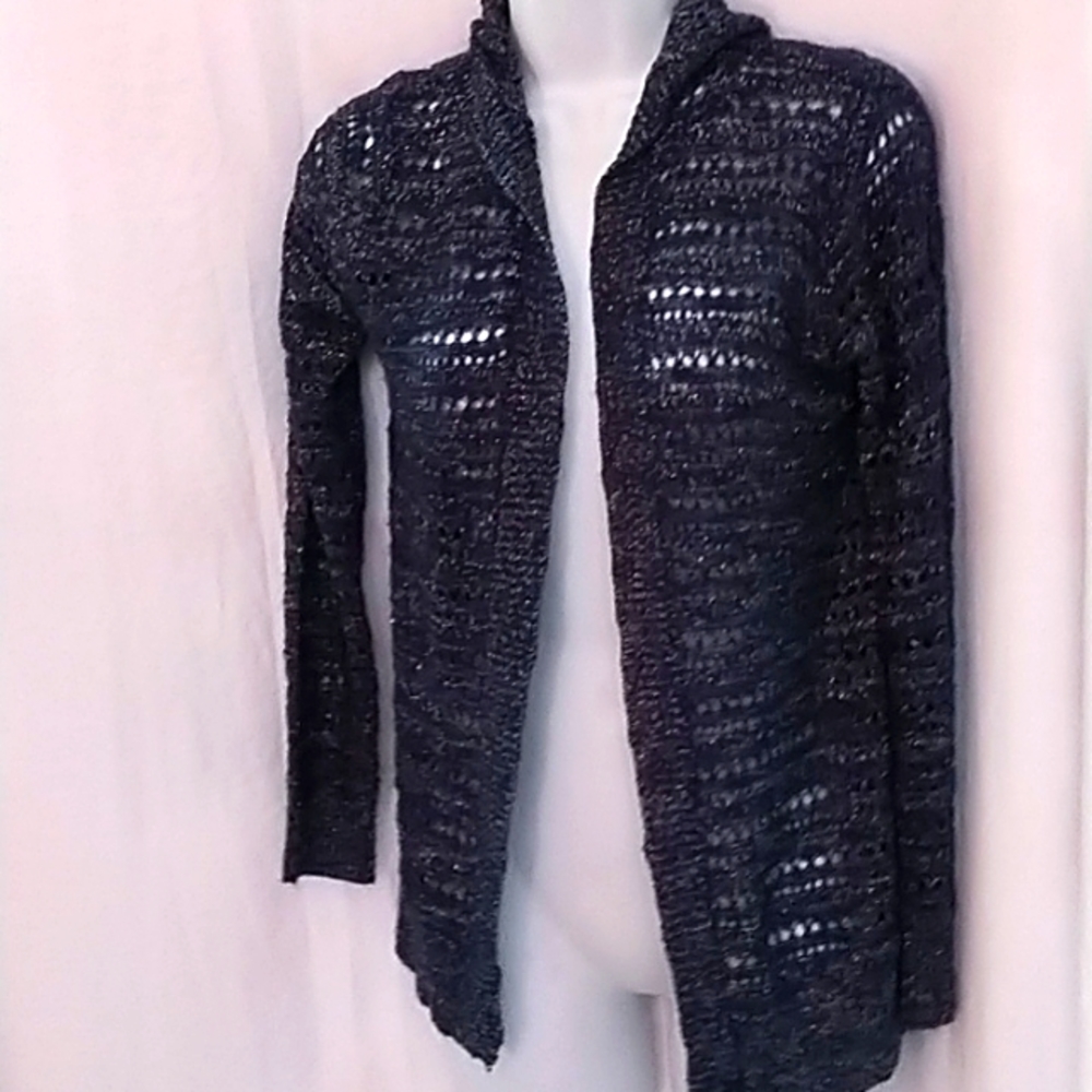 🆕 SOLD 💞 Juniors Crochet Blush & Bloom Hoodie